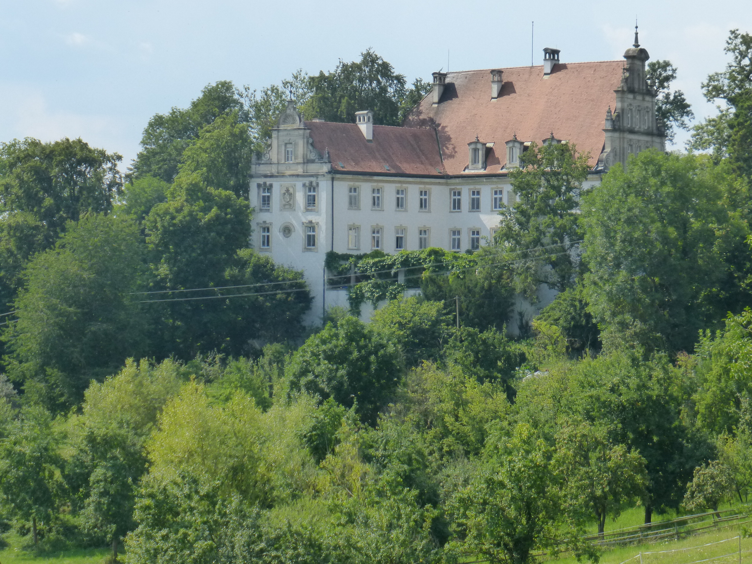  Frickenhofer-Höhen-Tour, Schloss Neubronn 